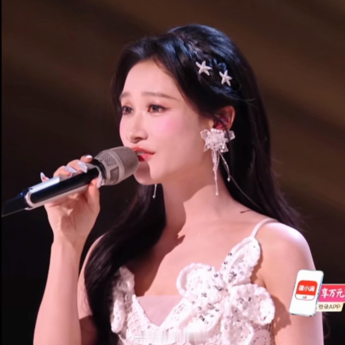 何宣林出浪完全大升咖《乘风2026》五公淘汰后，何宣林资源全面飞升，短剧演员→S