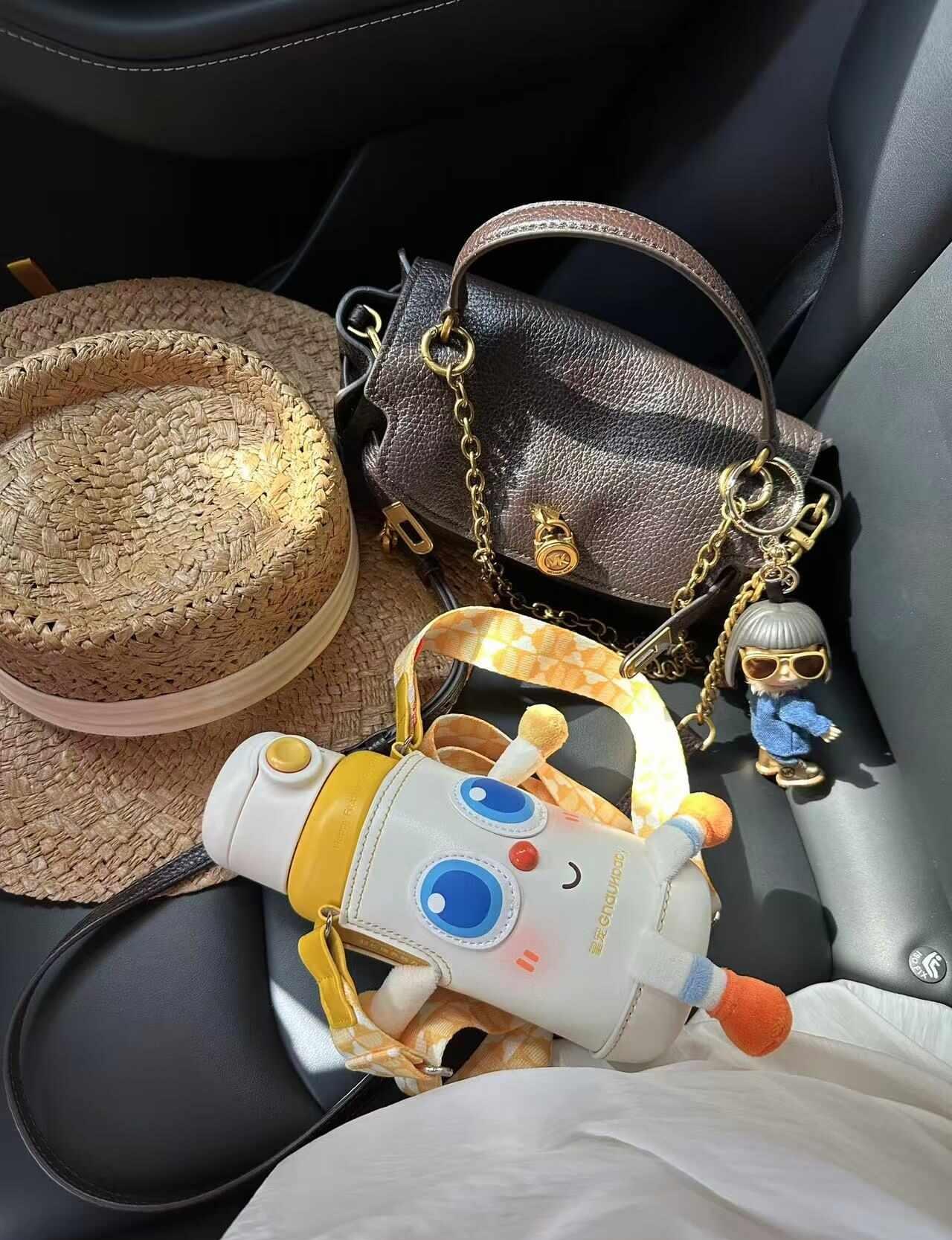 恭喜檀健次金鸡提名
檀帝的同款
买了就要晒一晒
小炭火 金鸡奖 檀健次 檀健次金