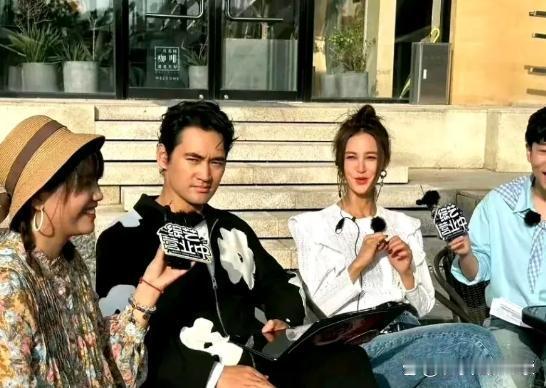 不管是明星还是普通人，瘦得太过头还是不行。现实中看着都挺吓人的，真心觉得这种过度