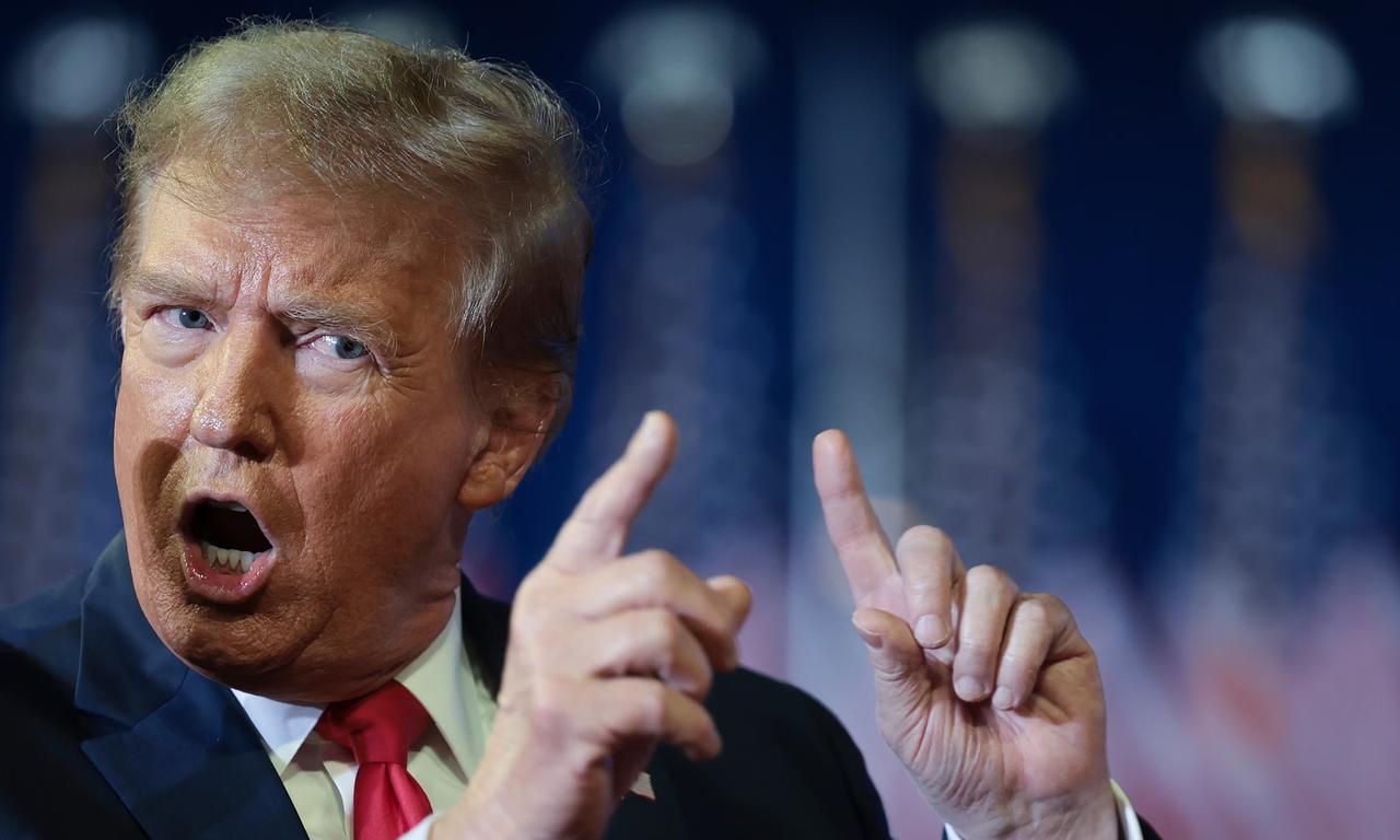 特朗普周六早上发布了一条杀气腾腾的帖子，其中一句说到：“今天，伊朗将遭受重创！由