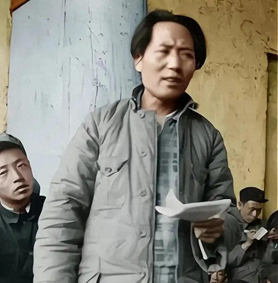贺子珍晚年回忆毛泽东往事：长征前他已展现出过人的军事才能和指挥天赋！
1928年