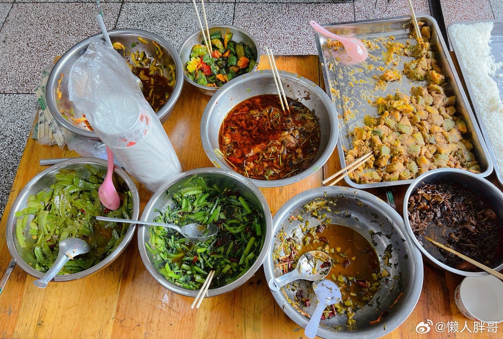 此时此刻吃货 20260629。周一。五月十五。午餐初十五宜食素、拜寺混吃个甜品