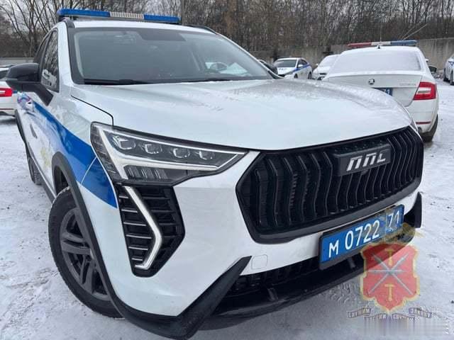 俄罗斯哈弗初恋4WD的警车版本，送二排独立静谧空间[doge][doge]我与汽