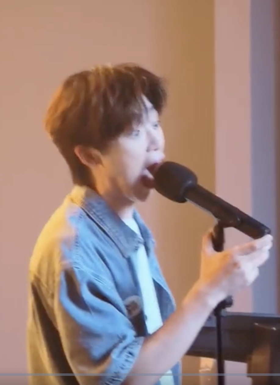 在干嘛？？？ 