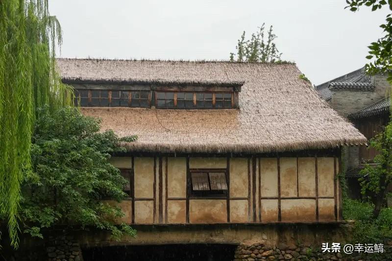 “一屋不扫，何以扫天下”太有道理了。东汉的陈蕃年少时一心苦读，顾不上打扫屋子，父