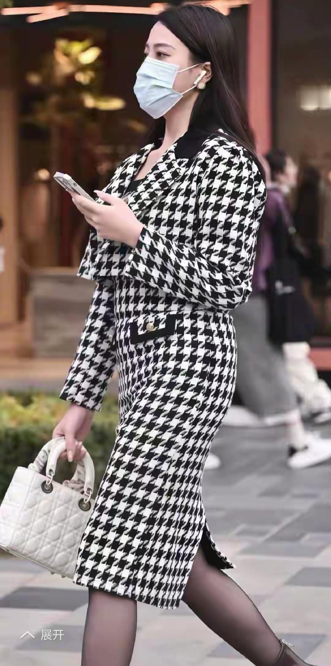 气质这个东西真不是谁都有的[呲牙]