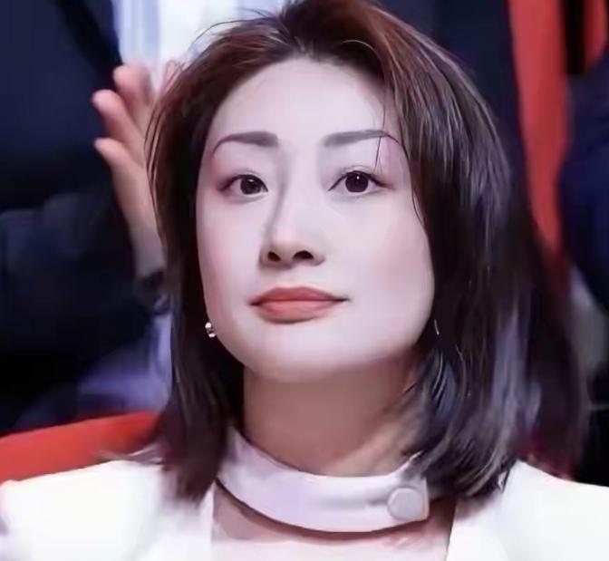 宗馥莉不是和三个私生弟妹打官司，她是和老爷子打官司，因为这一切都是老爷子安排的。