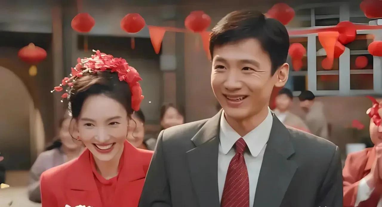 90年代初，觉得这种新娘“头花”土士的，尤其是和婚纱新旧交替时，现在再看，分外明