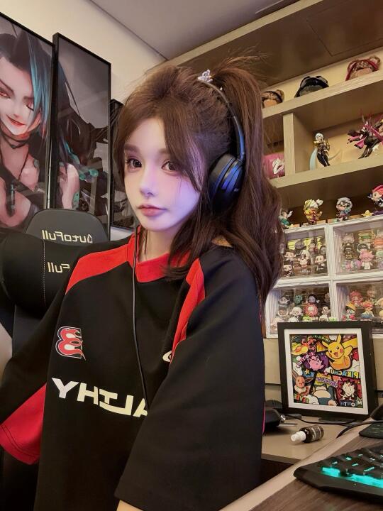 成年人不做选择 🎮Go学长和瓦学弟我都要