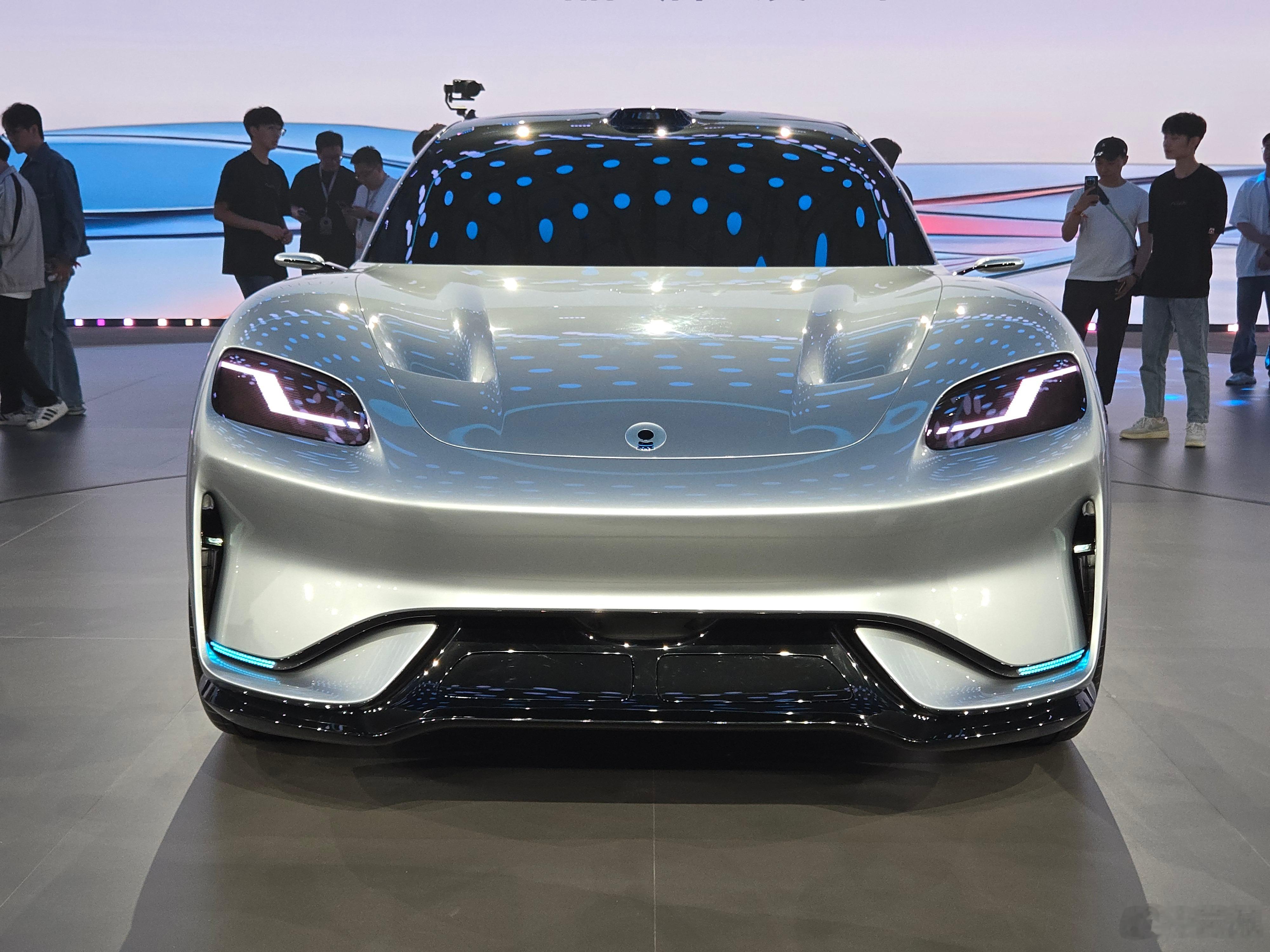 🔻……这个车，怎么讲？赛豆汽车正脸热点现场