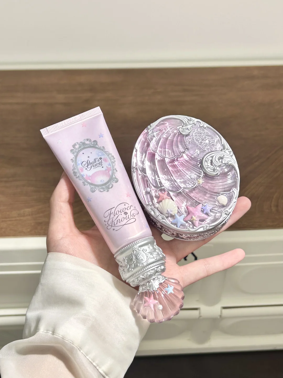 早八人离不开的伪素颜cp！！！