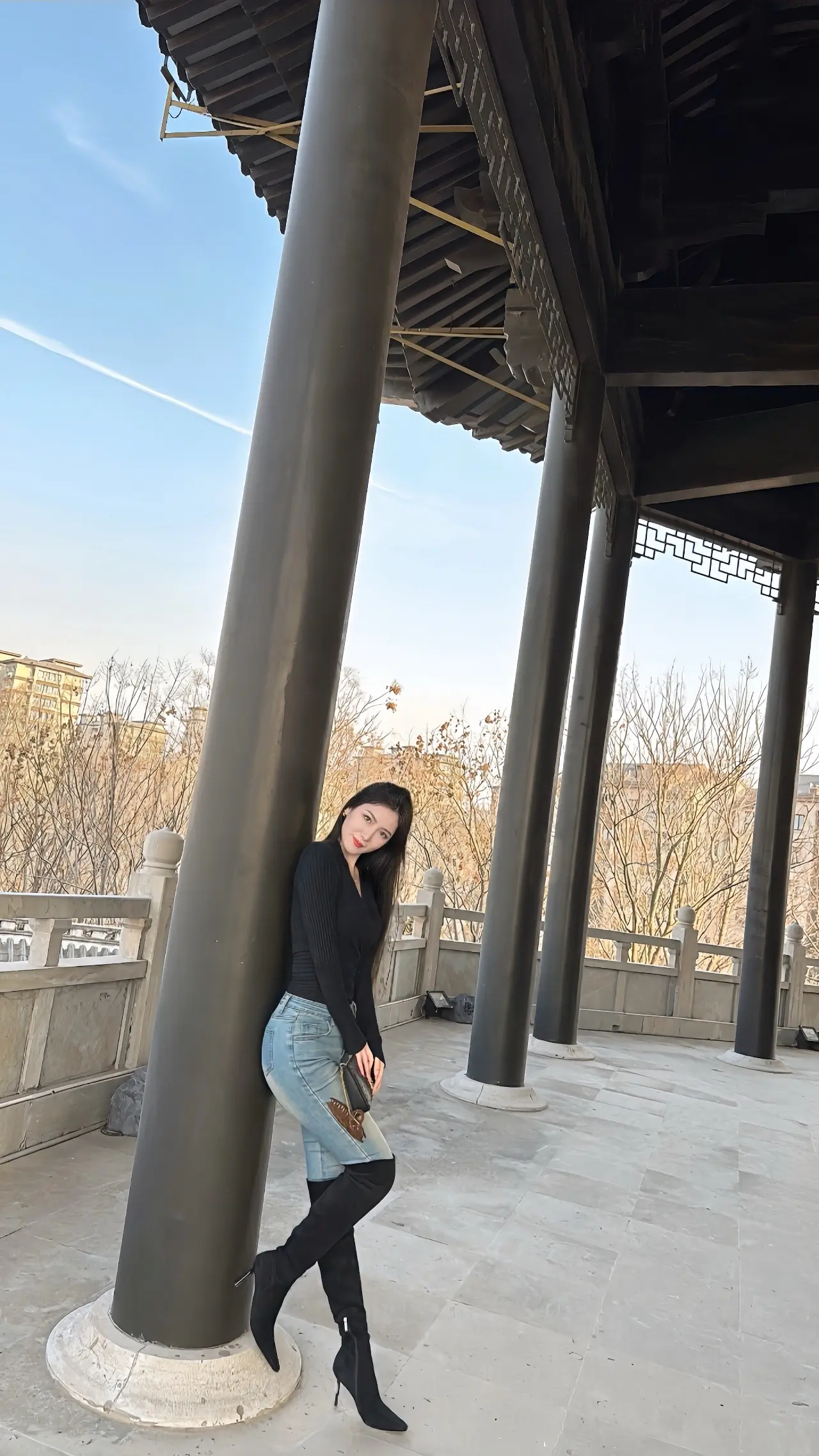 倘若有缘就在一起 无缘不如各自幸福毕竟谁都挡不住命运的交错