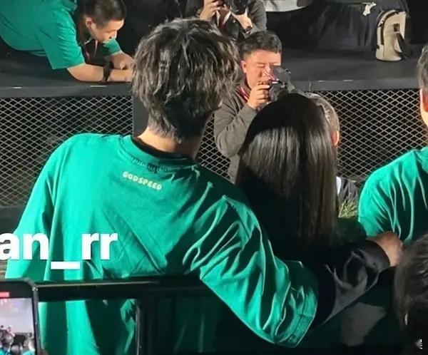 范丞丞和女闺蜜相处一直这样吗？之前粉丝还一直拿贾玲来洗，爱动手动脚的咸猪手… ​