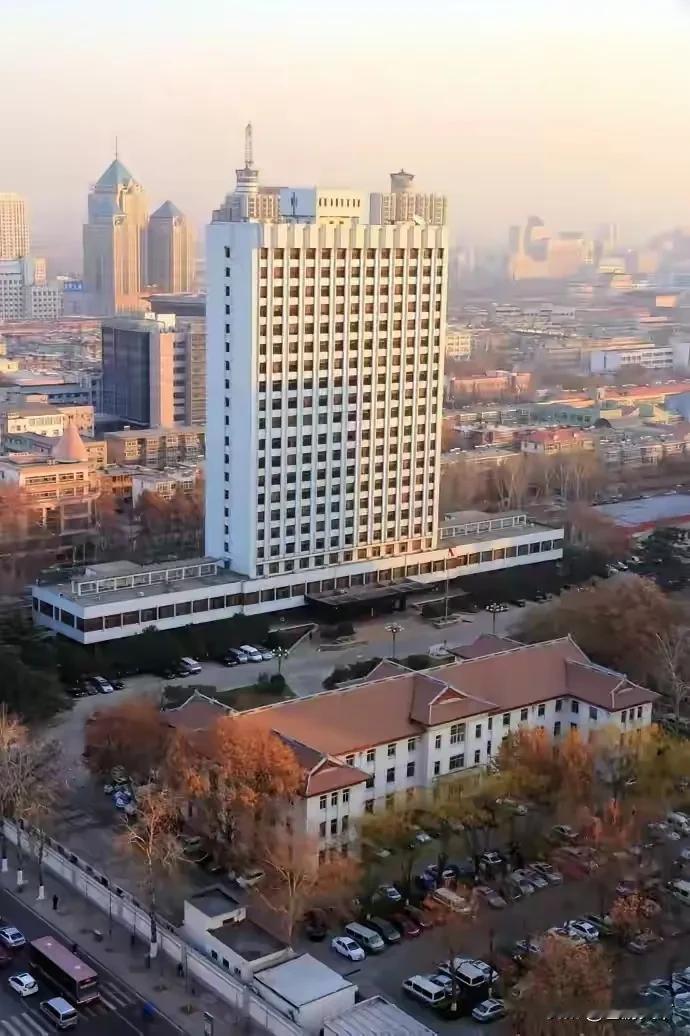 山东省委
