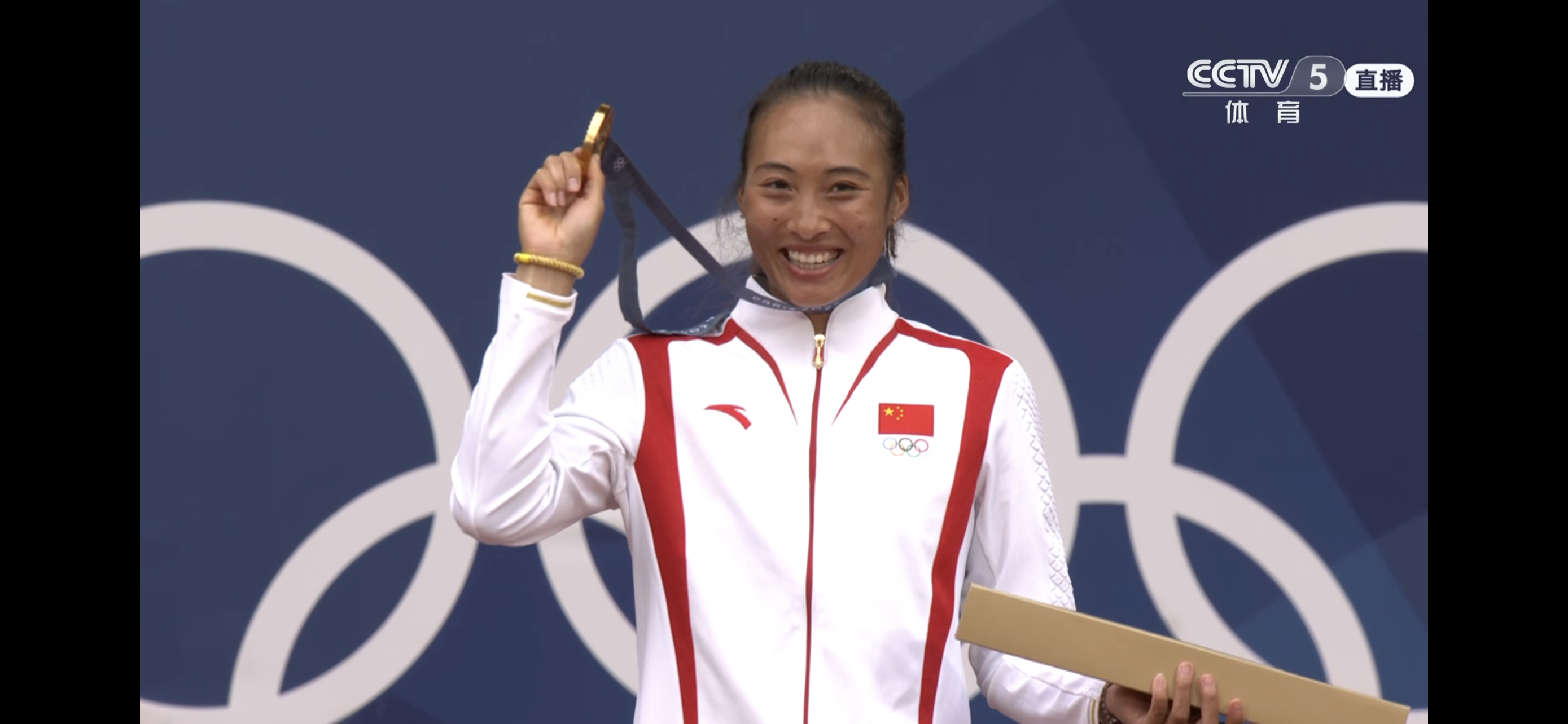 2024巴黎奥运会网球女子单打金牌得主：郑钦文！#郑钦文金牌##郑钦文好牛# ​