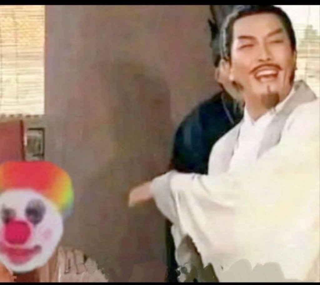 最近和几个大学同学聚了一下，我疯狂逗同学的狗玩，还想拆包宠物零食给狗发现拆不开，