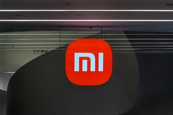 卢伟冰称内存涨价超出团队预料 这是没办法的事。没有预判到内存涨价如此之猛。现在只