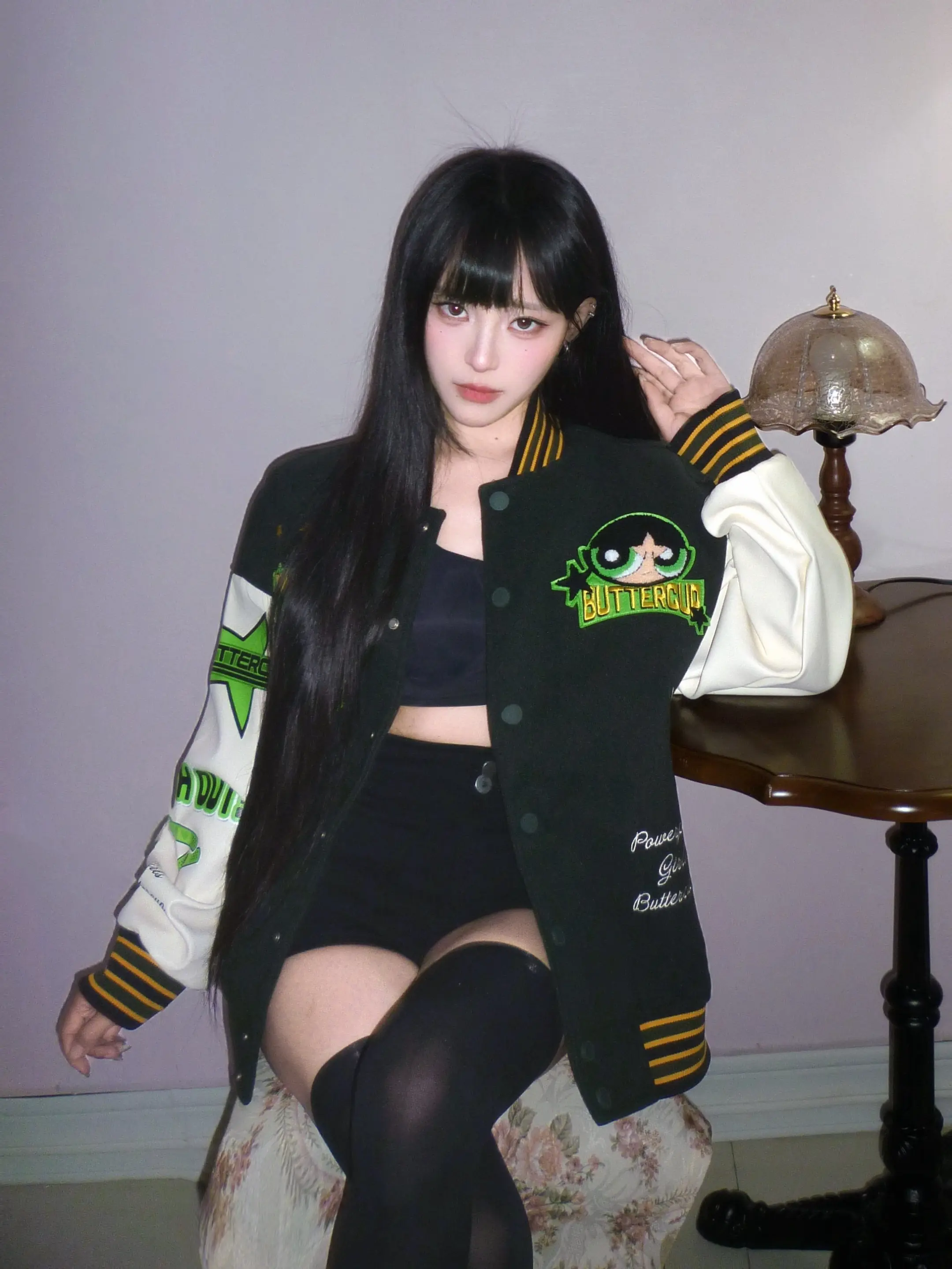 如果我有两颗心脏 那我会爱上你两次 但我只有一颗心脏 于是我开始反复爱上你