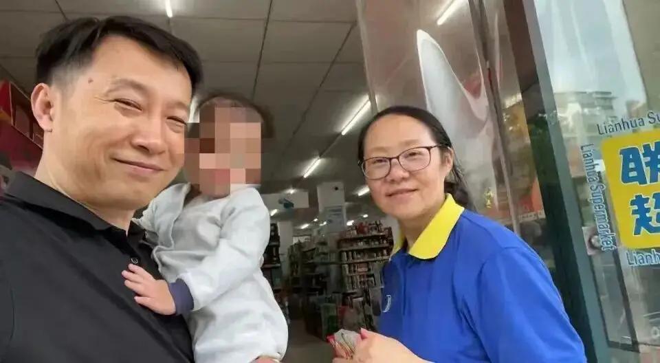 “坚强遇上善良！”上海，女外卖员背着1岁的孩子跑外卖，台风天，狂风暴雨，地面积水