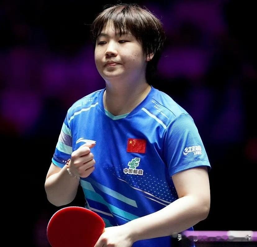蒯曼已经是国乒女队第一梯队成员了？
看看中国国家队官博发的混团世界杯国乒阵容，男