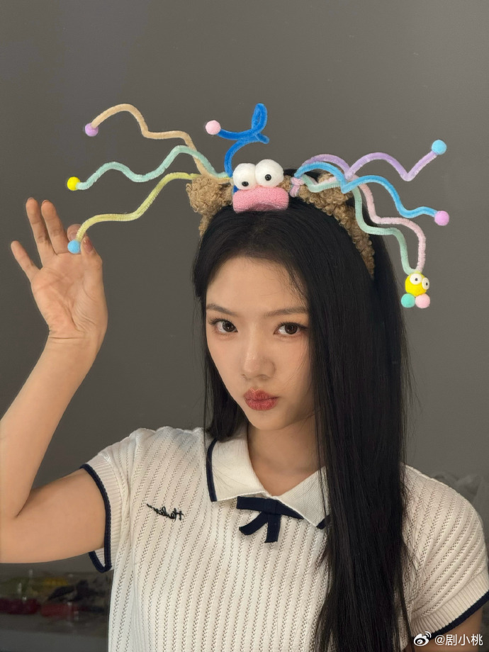 任敏发箍哪里买的 坐拥如此多的发箍，简直就是幸福感爆棚了任敏AAA头箍批发大户