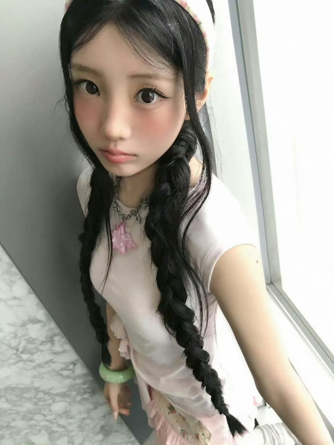 李沅禧六女一 夏水清澈 不如你以前的纯真. 