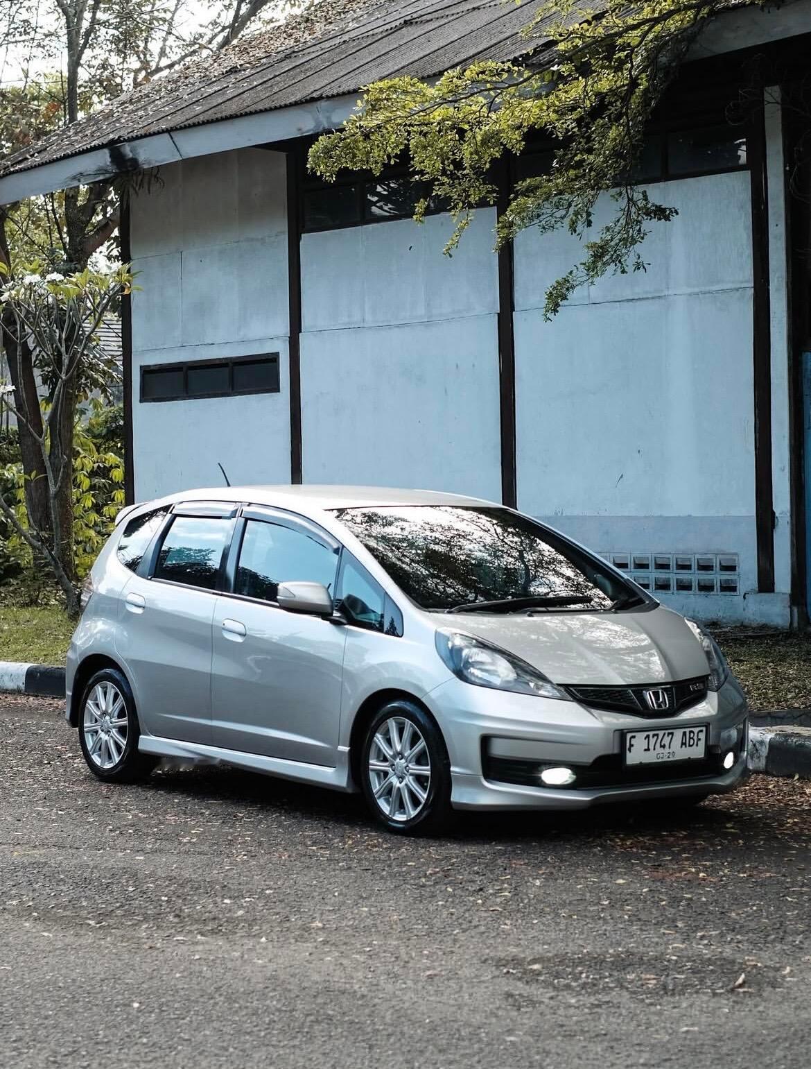 来一组经典超跑老飞度本田飞度本田