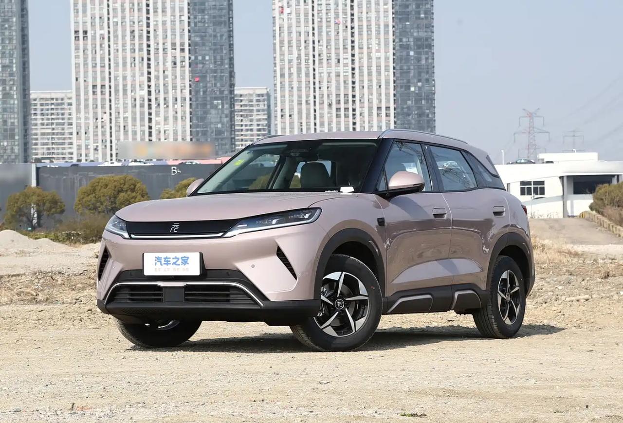 2025款比亚迪元UP：家庭实用型纯电SUV

2025款比亚迪元UP为5门5座