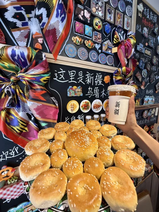 乌鲁木齐大盘鸡，我只吃一家。。。。。。