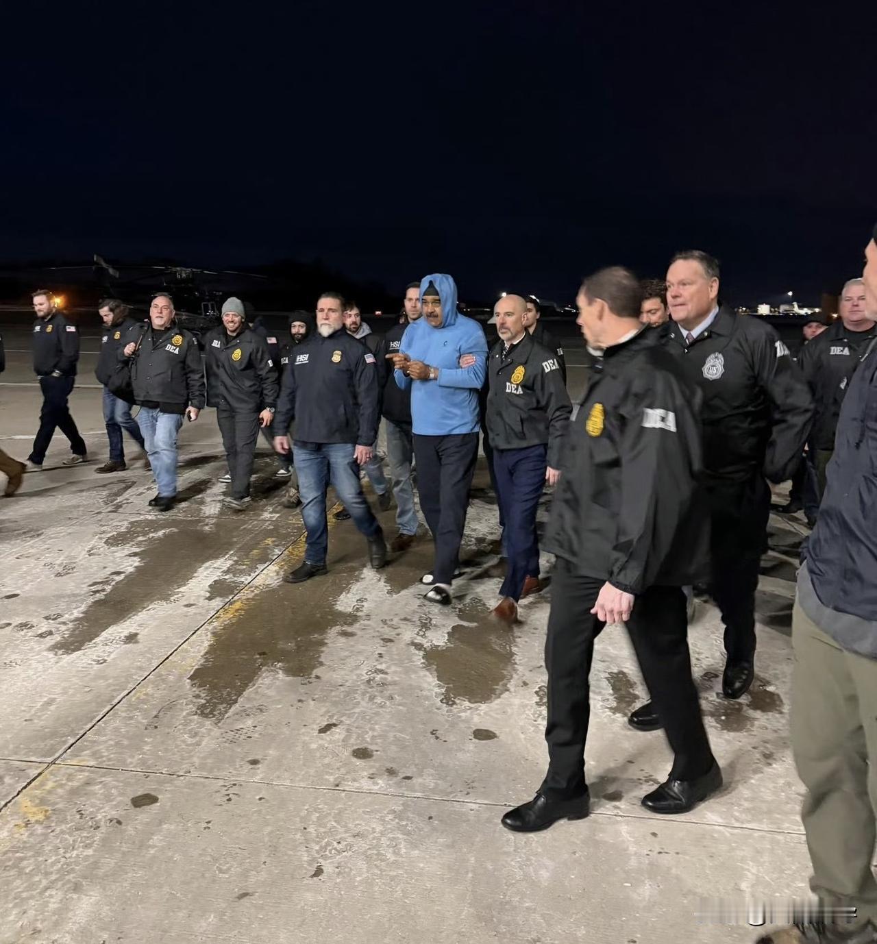 今天委内瑞拉，明天任何一国，这并不是一句夸张的玩笑话，而是真的有可能发生，委内瑞