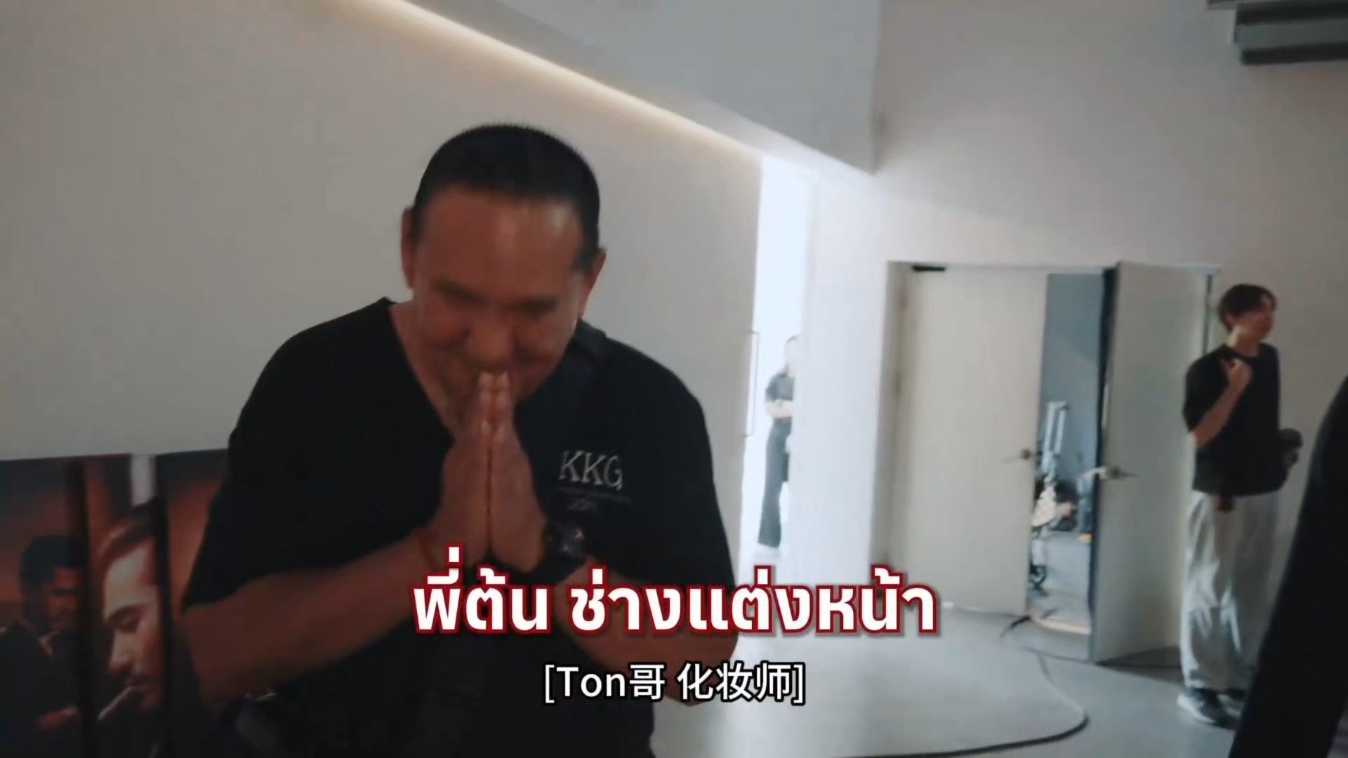 📹：今天有人夸你帅了吗？咪：还没有 但是在照镜子之后我就一直在自夸当中topt