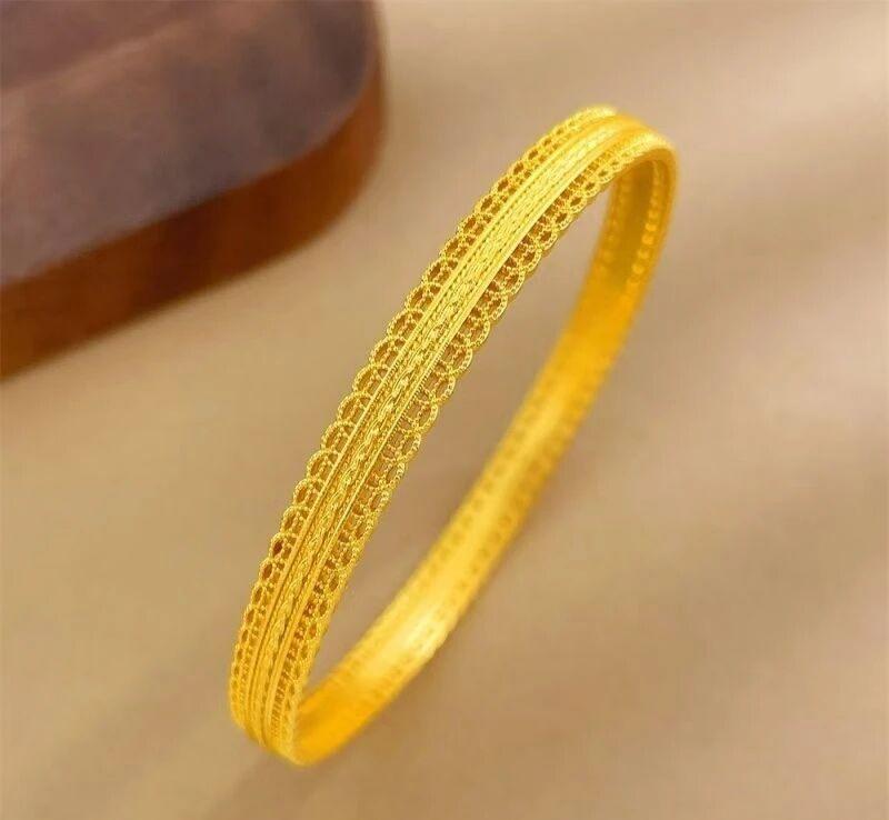 黄金跌到500一克，我就拿下。都说黄金跌，还是没跌到我心里价位。
如今黄金121