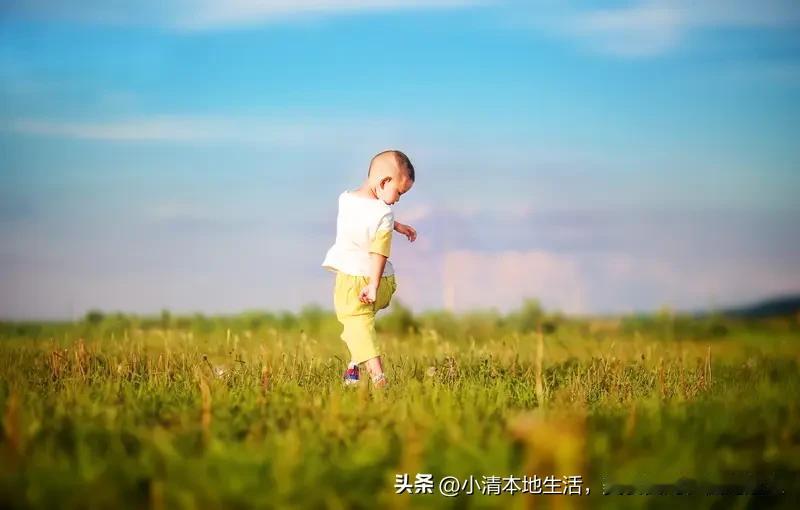 什么样的童年才是美好的？我觉得是被允许做很多事的童年。
很多家长为孩子提供优渥生