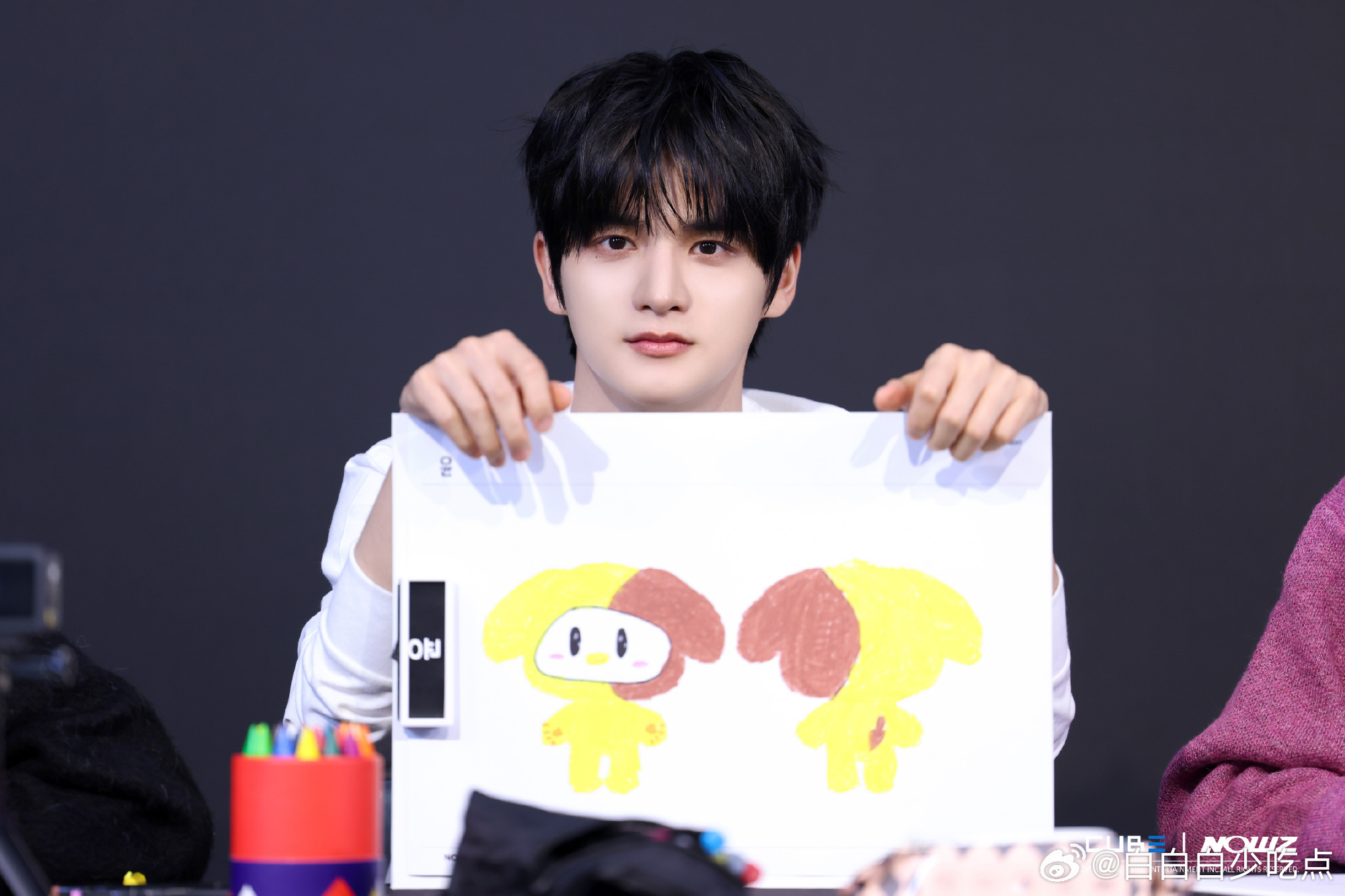 我不可置信的看了一遍又一遍，这个丑鸡狗真是我家孩子自个画的