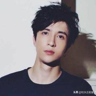 李雨桐喊话薛之谦
 
好家伙！李雨桐突然开撕薛之谦，直接把十年恩怨又掀到台前，一