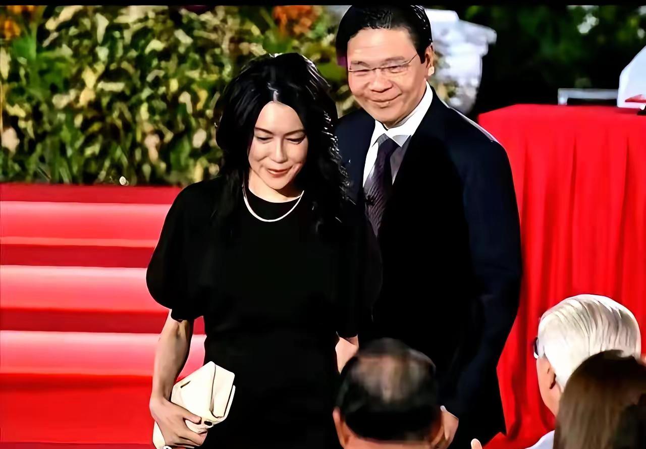 黄循财那句“绝不让中国多拿一片芯片”，这投名状纳得，是不是有点太急赤白脸了？
前