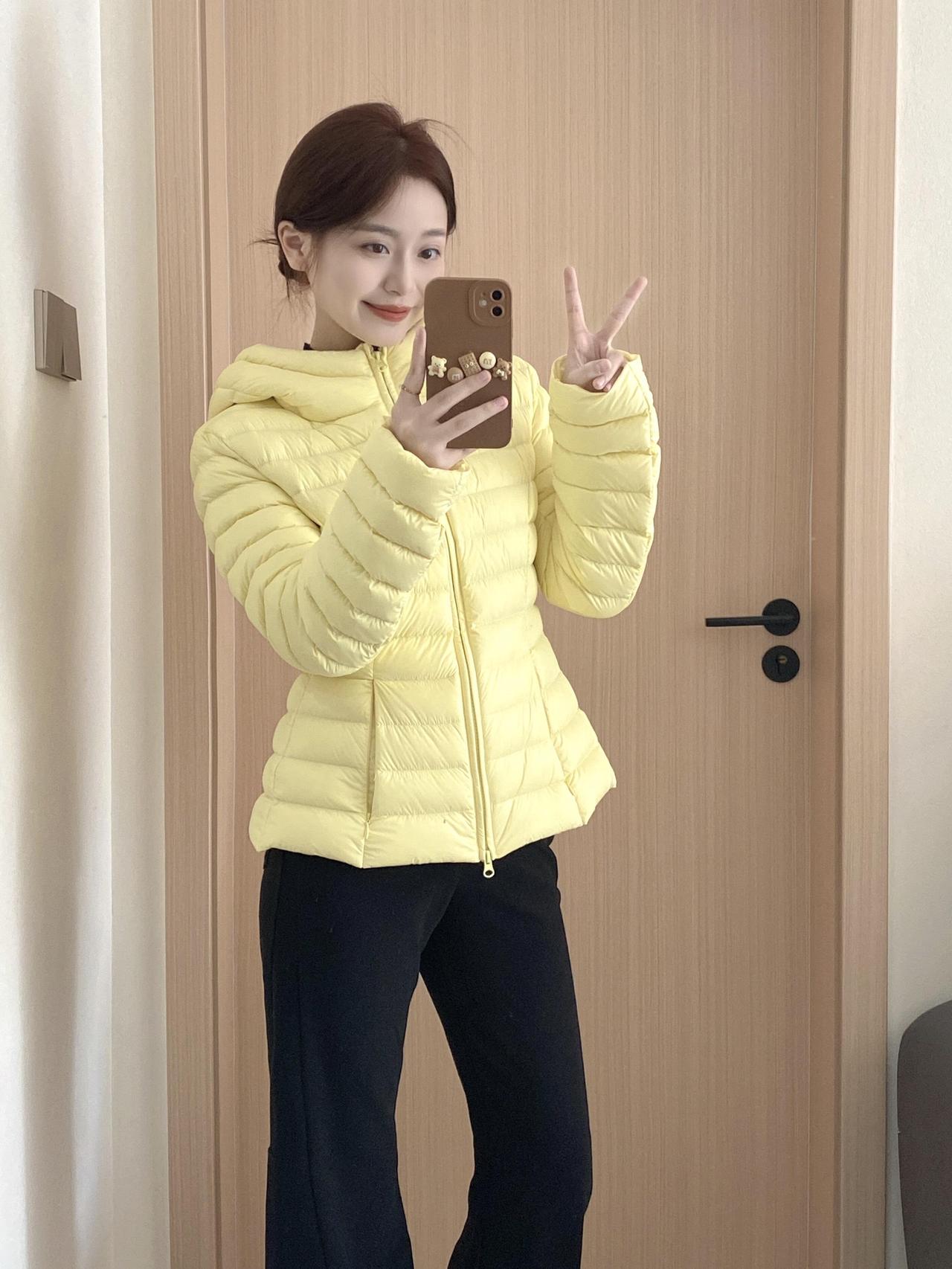 永远喜欢亮色的羽绒服～||