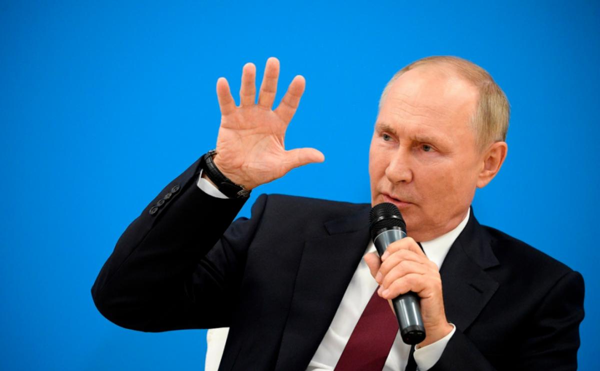 俄罗斯总统普京最近发出明确警告，表示如果北约军队介入乌克兰局势，俄方将采取合法自