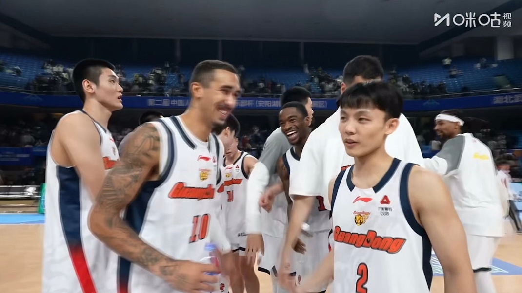 萨姆纳首秀15分，不过奎因这两场的表现倒是稳定cba俱乐部杯