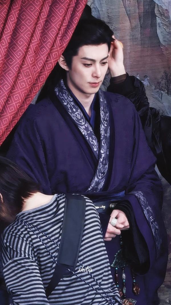 这剧真是越拍越往老拍啊，王鹤棣的嘴怎么回事？越来越老😅老一块了 