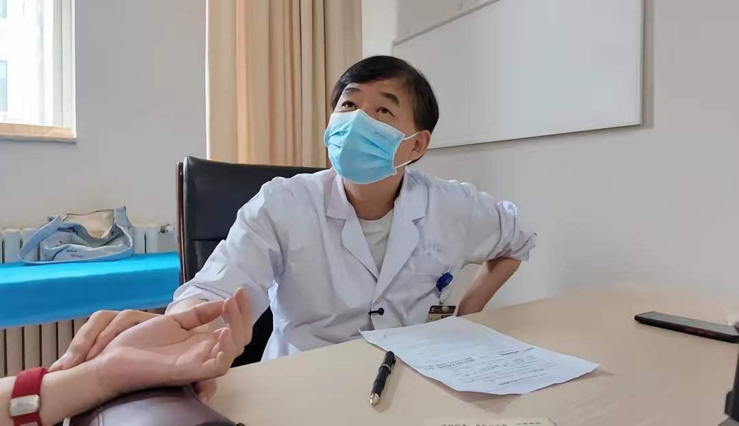 武汉最近又有一波流感吗？同事高烧不退，孩子隔壁班有好几个流感，搞得期末考试那天孩