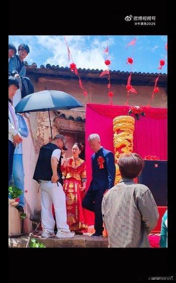孙红雷阿如那一时不知道该先怕谁看着孙红雷那眼神，再看看阿如那那股狠劲儿，我一时之