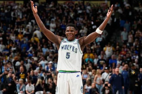 爱德华兹真的是全联盟最伟大、最全面的一名NBA球员？就在近日，前NBA球员尼克-