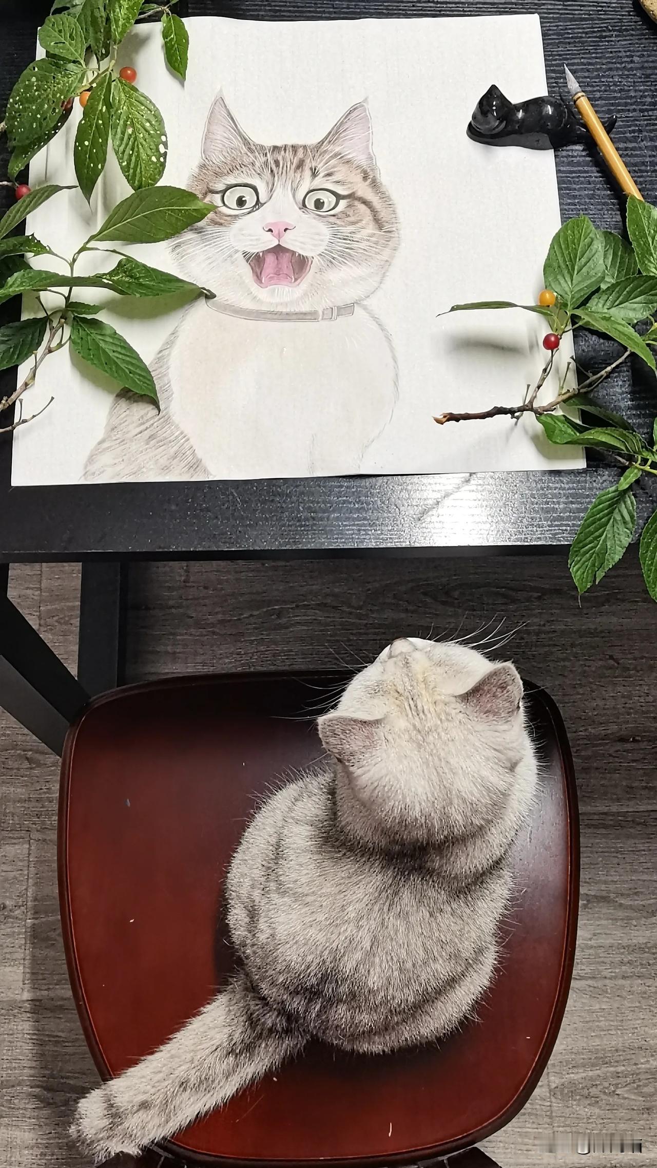 工笔细细勾画，它还是那副惊奇可爱的模样，圆溜溜的眼睛仿佛在问：“这世界怎么这样好