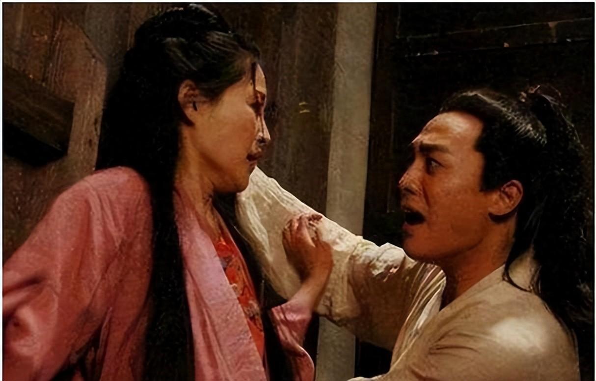 古代为何很少发生强奸案？难道古人都很正派吗？ 
 
翻开《大清律例》，里面白纸黑