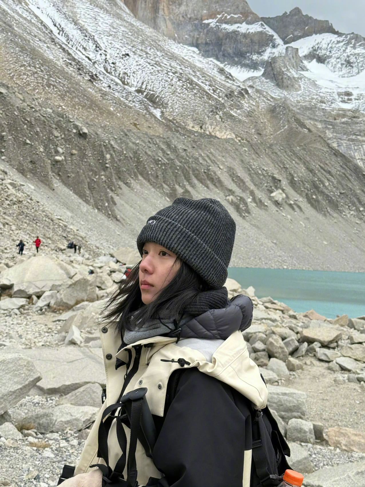 被庄达菲的生命力击中了 本想着去看看庄达菲更新的日常，随橙想呢，陷进去了，支持达