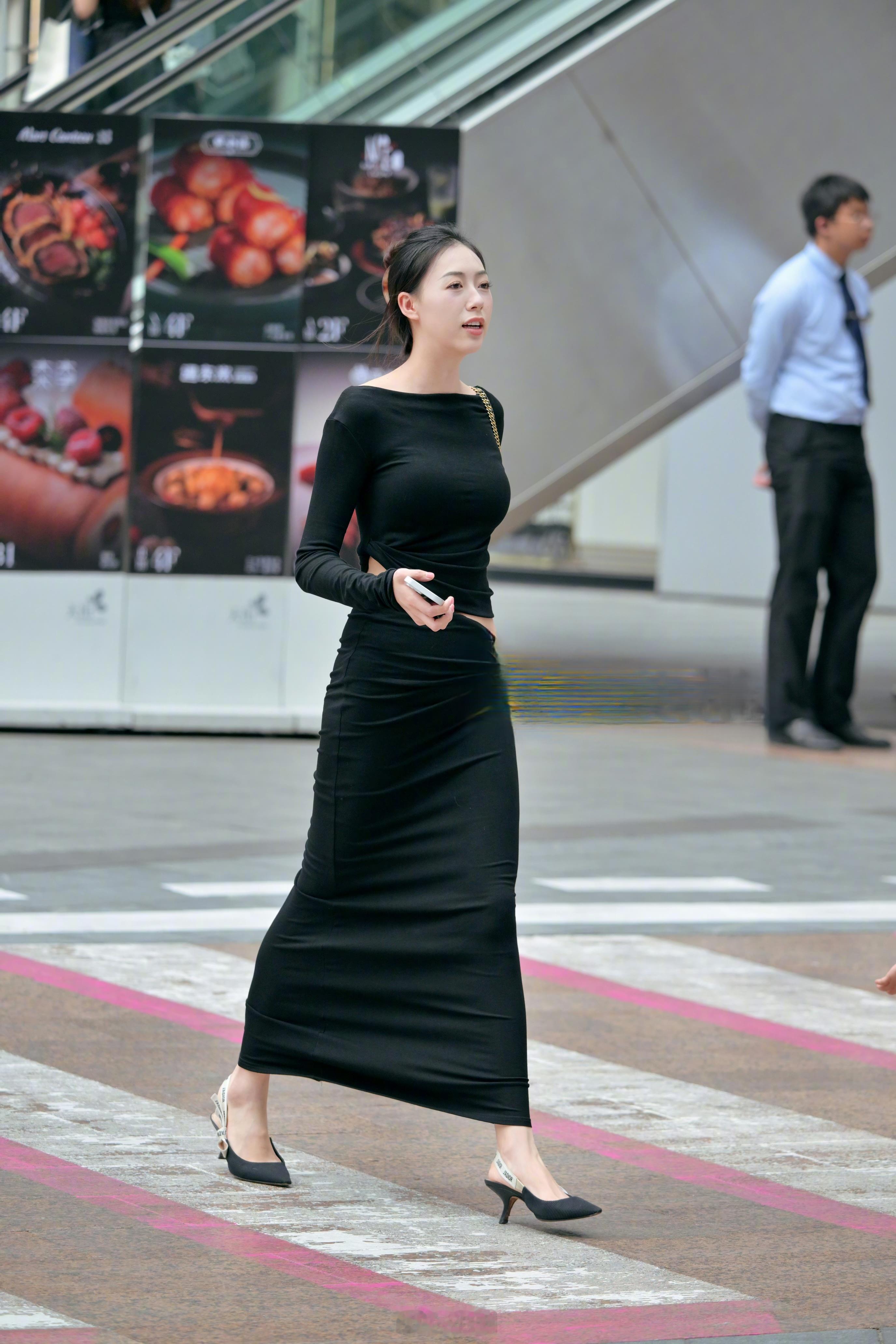 好自然的美女小姐姐 ​​​