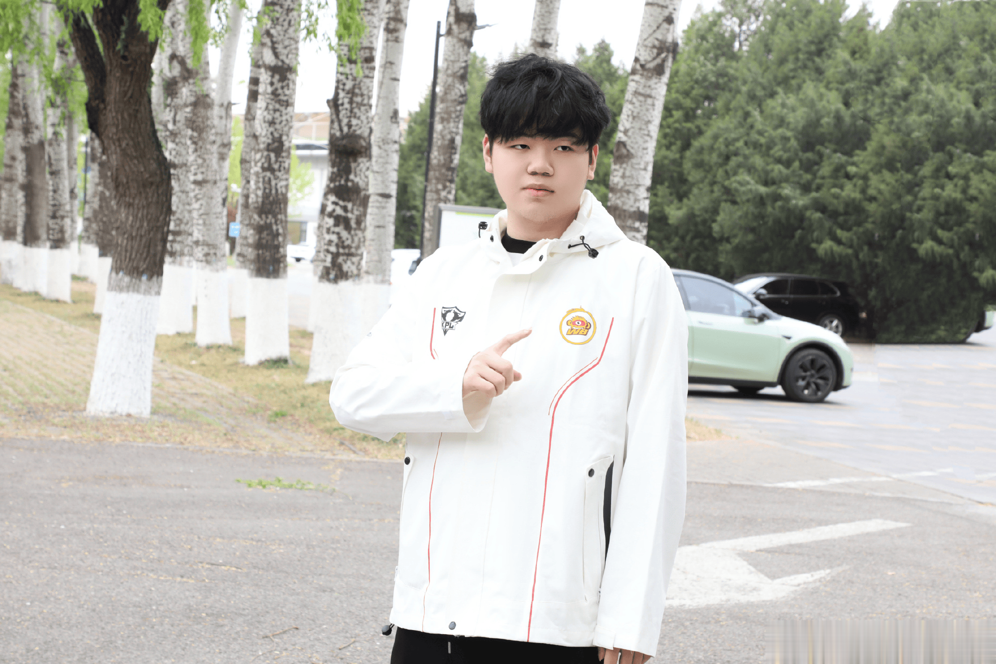 小麦发文：个人指挥问题和操作拖累了队友，大家来骂我就行