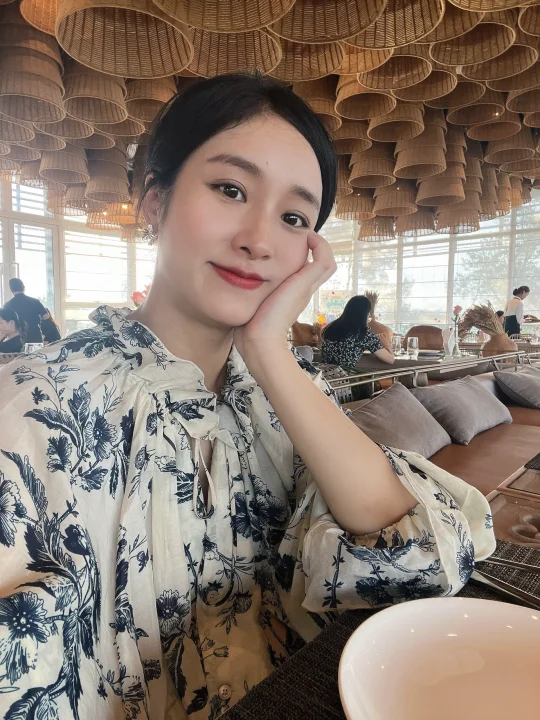 这件💎衣服穿上就是《青花瓷》本瓷