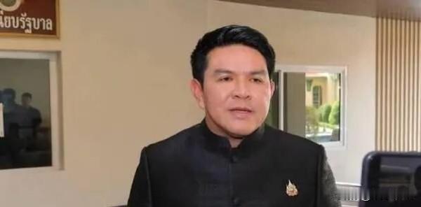 泰国部长称不欢迎给他人造成损害的游客


首先管理好自己国家的人吧！提升一下素质